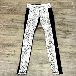 Lululemon Women’s Size 4 White‎ & Black Speed Tight Athletic Leggings Pockets